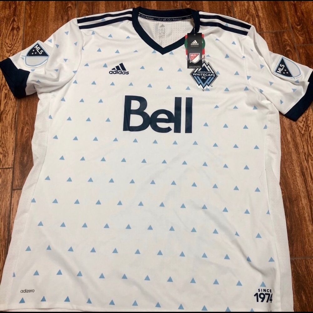 Vancouver whitecaps soccer jersey NWT